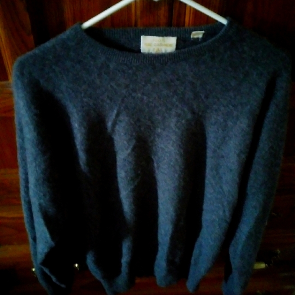 100 % Cashmere 2 ply sweater gray